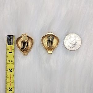 Jewelry - Goldtone Cameo Earrings Jewelry - Goldtone Cameo Earrings